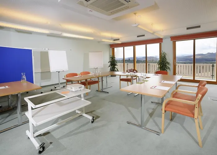 Otel Garni Am Seggauberg 3*